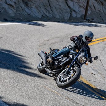 CMX1100 Rebel Image 4