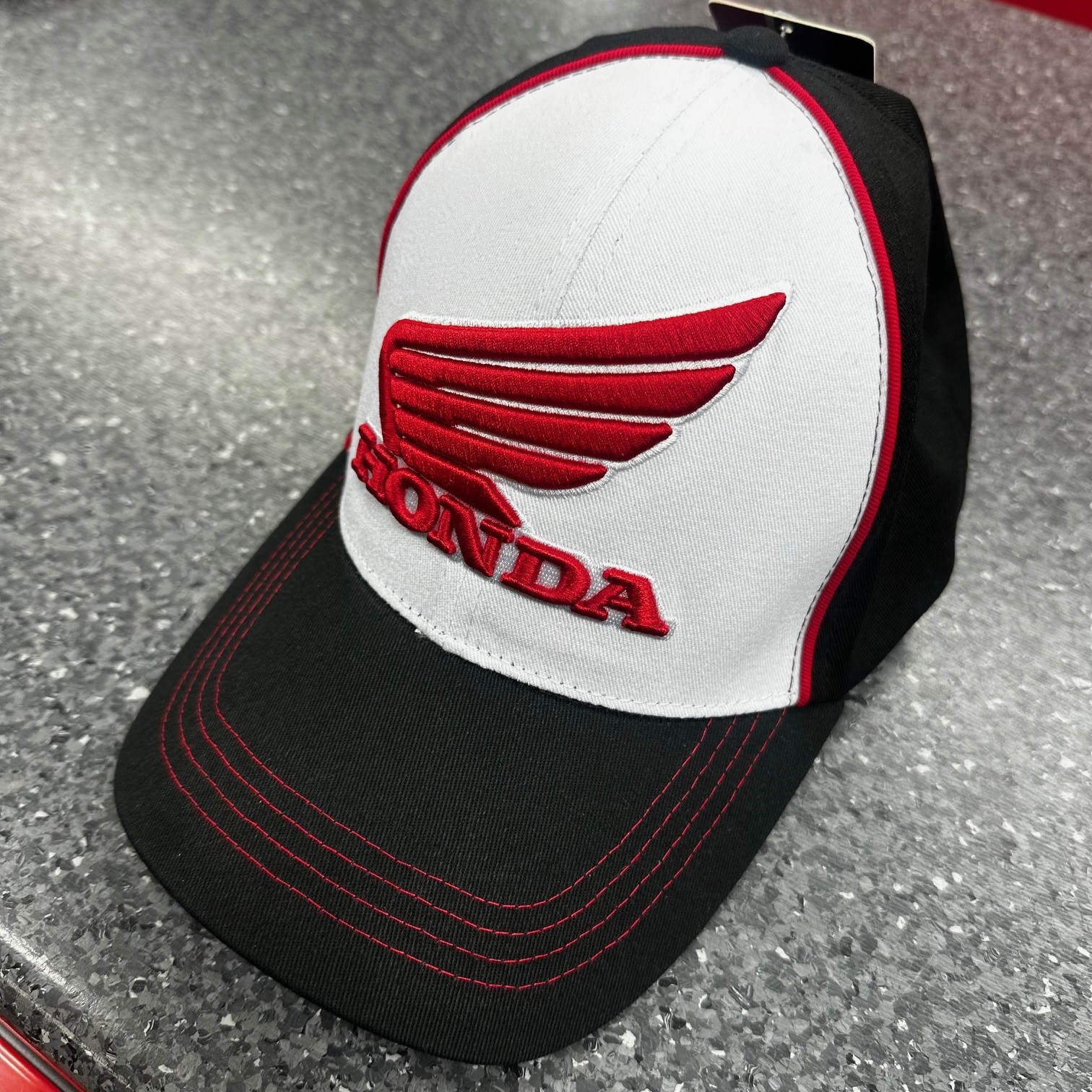 Honda White/BLACK CAP Image